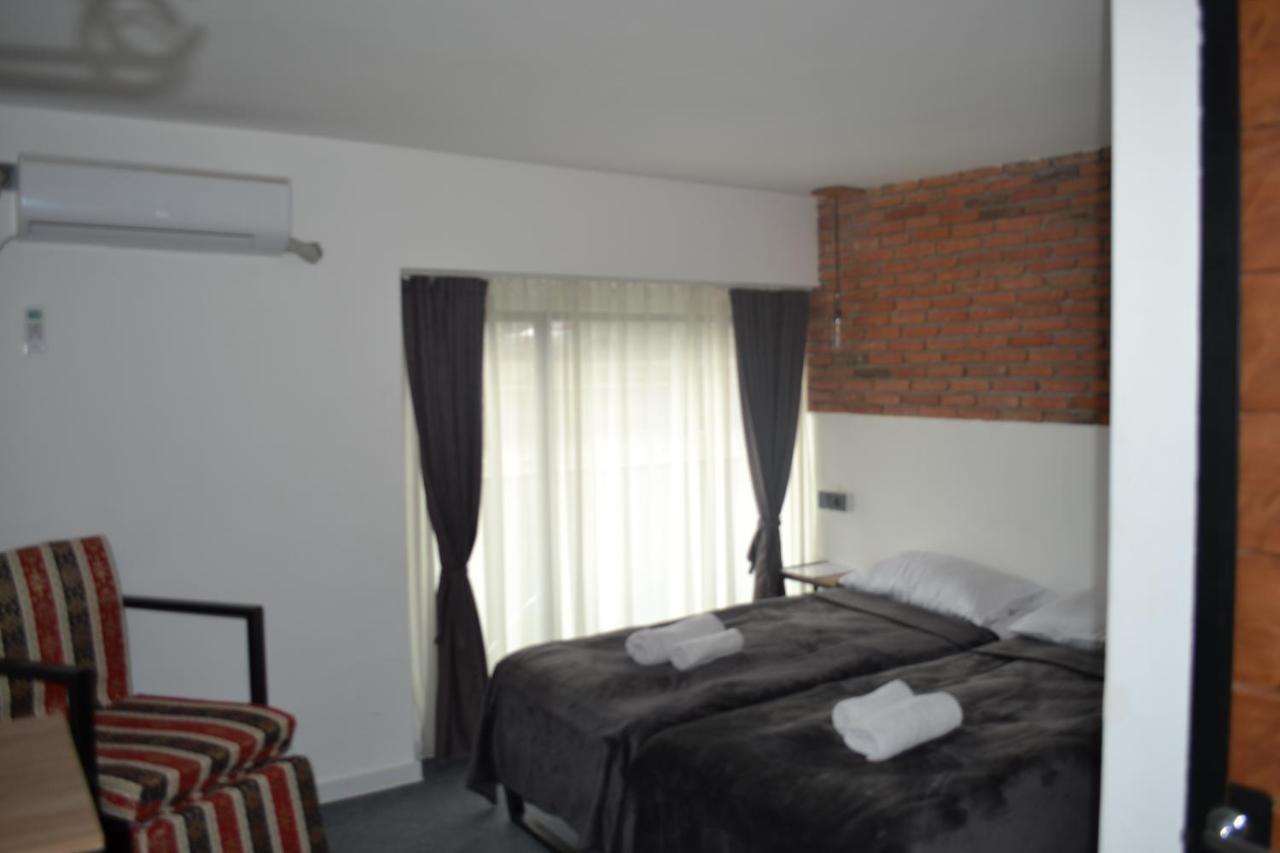 Hotel Baratashvili 12 تبليسي المظهر الخارجي الصورة
